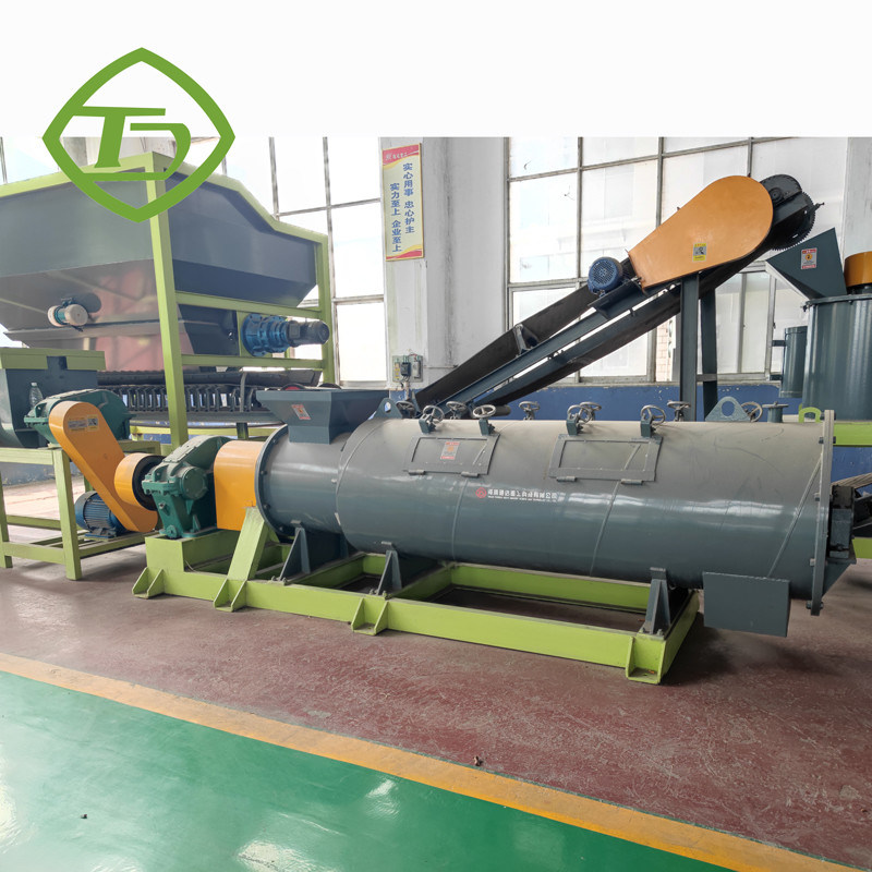 Organisches Düngemittel-Granulierer des neuen Typs 2TPH, der Zahn-Düngemittel-Granulierer rührt