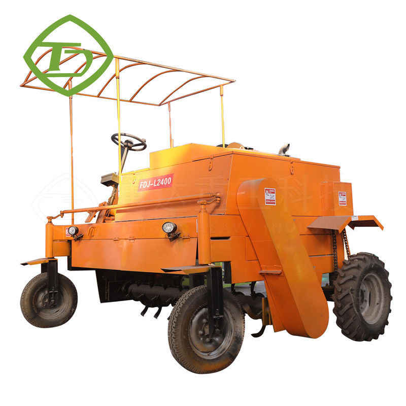 Organische Abfälle recyceln Kompost-Turner für Düngemittel bewegende Art Kompost-Turner für organische Abfälle